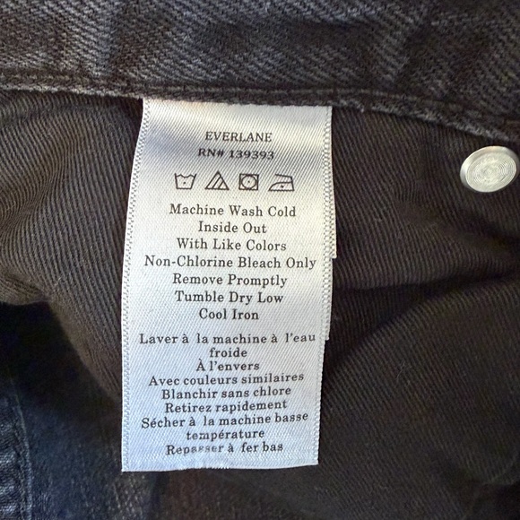 Free shipping! Everlane The Super-Soft Relaxed Jean - Black (Stormy) Size 25 - Picture 11 of 13